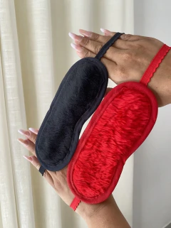 VENDA TAPA OLHOS EM PELÚCIA