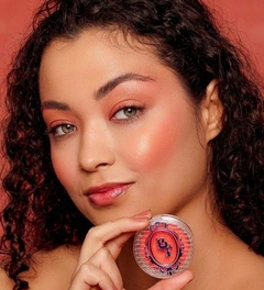 BT Shimmer Blush na internet