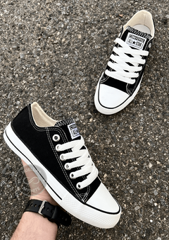 CONVERSE NEGRAS