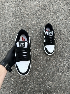 SB DUNK PANDA en internet