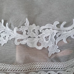 VÉU CCB INFANTIL MILENA COM APLICAÇÃO - comprar online