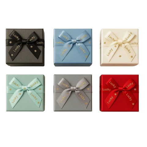 Caixinha de Papel para Bijuterias 5x5cm - Pct c/ 24 un