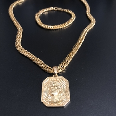 KIT CORDÃO E PULSEIRA GRUMMET (8MM) – 70cm + PINGENTE FACE DE CRISTO 3D – BANHADA A OURO 18K