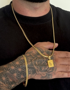 KIT CORDÃO E PULSEIRA ESTEIRA LÂMINADA (4MM) – 70cm + PINGENTE FÉ – BANHADA A OURO 18K - comprar online
