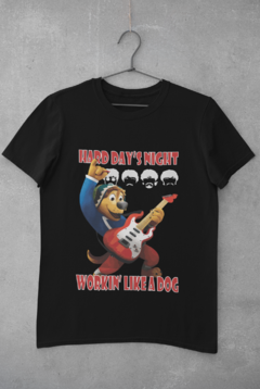 Camiseta Unissex "Hard day's night" na internet