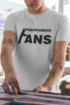 Camiseta " FANS " na internet