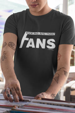 Camiseta " FANS " - Made in Music