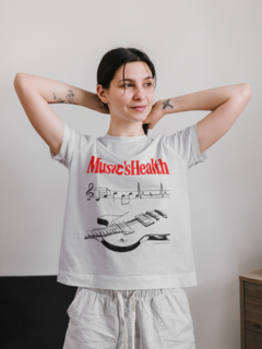 Camiseta " Music's Health "