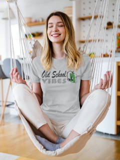 Camiseta " Old school Vibes " na internet