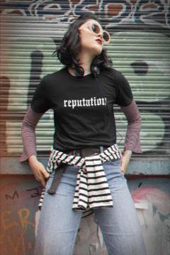 Camiseta Unissex "reputation"
