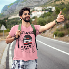 Camiseta " Wanted Alive " - Made in Music
