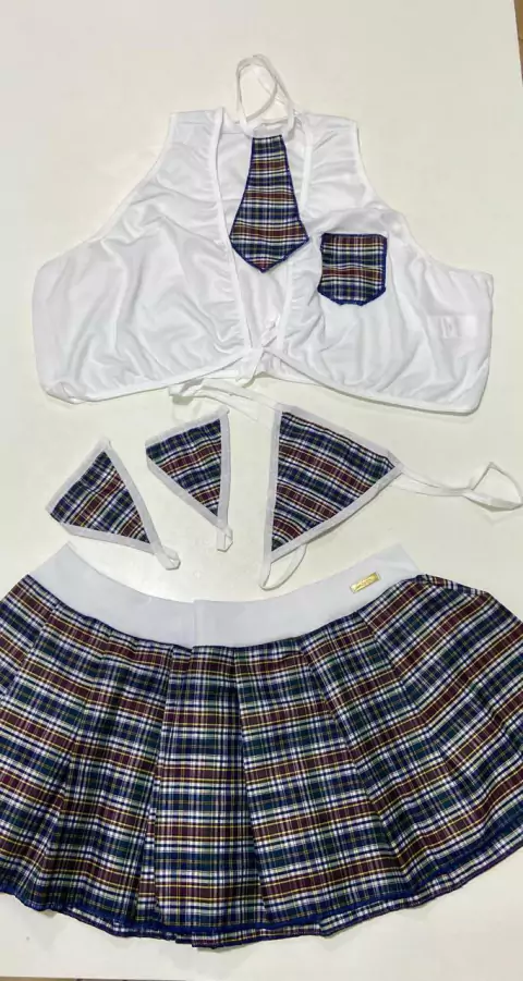 FANTASIA COLEGIAL PLUS SIZE SAPEKA (TAMANHO 50)