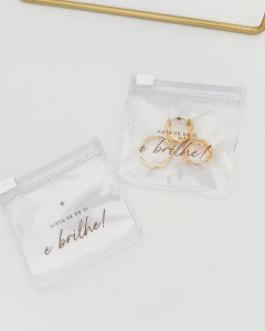 Saquinho zip para semijoias 7x7 “VISTA-SE DE SI E BRILHE" - comprar online