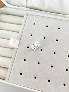 Berloque separador latinha de cerveja banhado a prata - comprar online