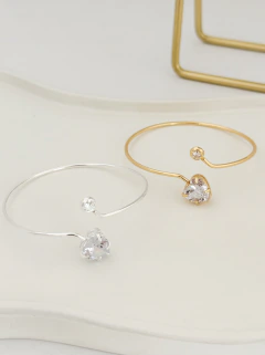 Bracelete coração zircônia e ponto de luz