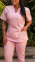 CONJUNTO PIJAMA CIRÚRGICO SCRUB JOGGER LINHA LUXO ROSA CLARO