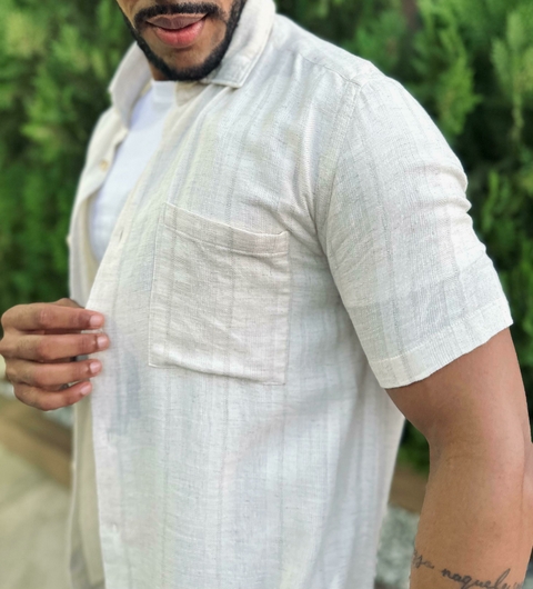 CAMISA REGULAR AMPLA FIBRAS NATURAL ARAMIS