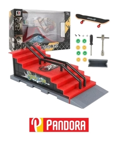 PISTA SKATEPARK CON SKATE Y ACCESORIOS (7415485010964)