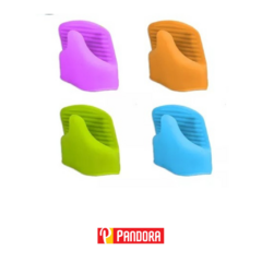 MANOPLA DE SILICONA CAROL (7792281004367)