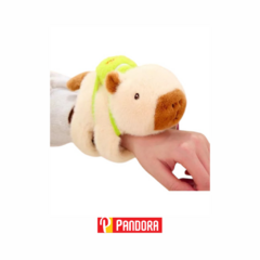 PULCERA MAGICA CAPIBARA CON GIRA COLA (110357)