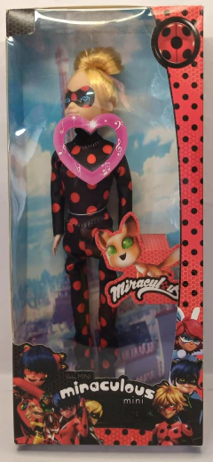 MUÑECA LADY BUG (01026) - comprar online