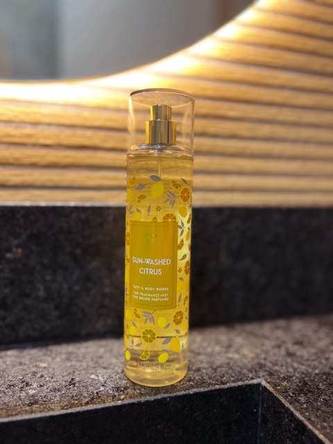BODY SPLASH SUN-WASHED CITRUS BATH & BODY WORKS 236ML
