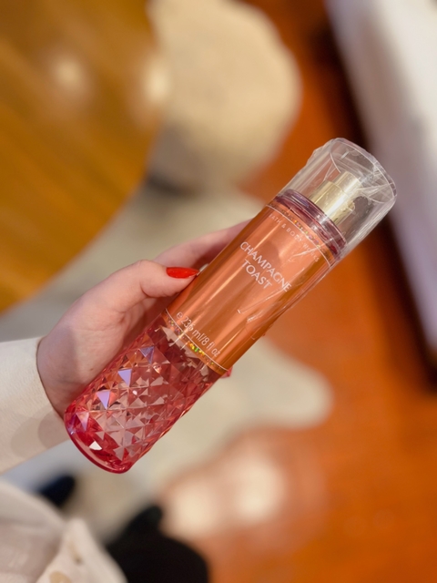 BODY SPRAY CHAMPAGNE TOAST BATH & BODY WORKS 236ML