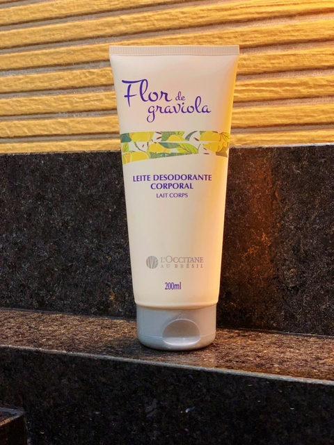 LEITE DESODORANTE CORPORAL FLOR DE GRAVÍOLA L'OCCITANE 200ML