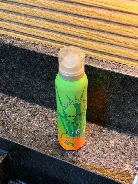 DESODORANTE CAPIM-LIMÃO TANGERINA 150ML L'OCCITANE AU BRÉSIL