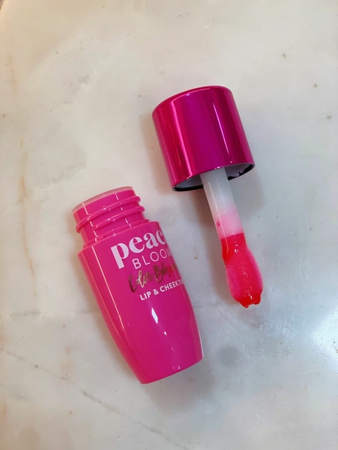 LIP TINT PEACH BLOOM COLOR BLOSSOMING LIP & CHEEK TINT GUAVA GLOW TOO FACED