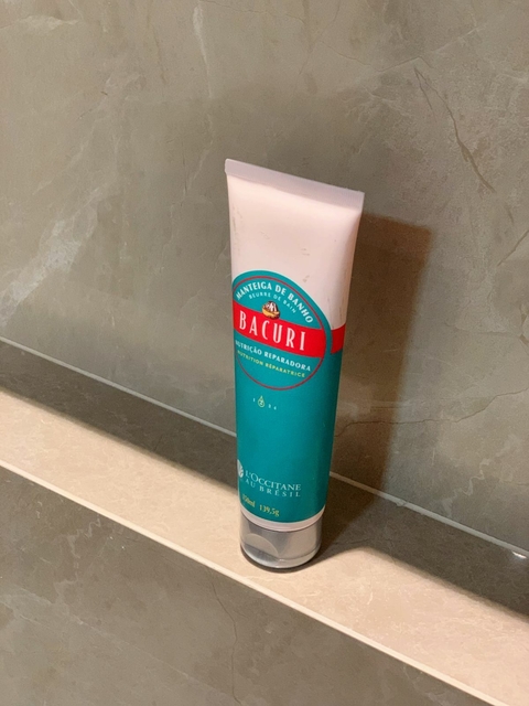 MANTEIGA DE BANHO BACURI L'OCCITANE AU BRÉSIL 150ML
