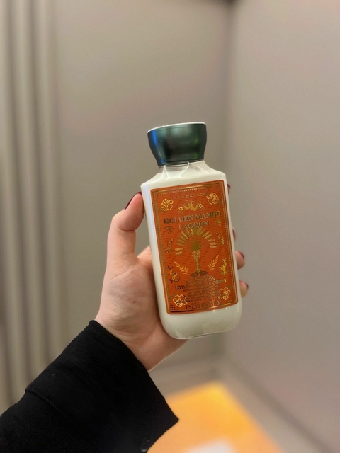 BODY LOTION GOLDEN MANGO LAGOON DAILY NOURISHING BATH & BODY WORKS 236ML