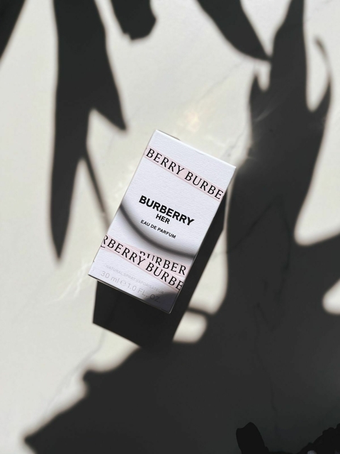 PERFUME BURBERRY HER FEMININO EAU DE PARFUM