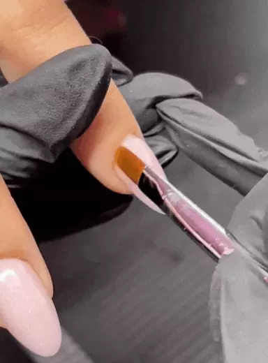 Kapping Poligel + esmaltado semipermanente (refuerzo extra y mayor resistencia) - comprar online