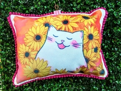 Almohadon decorativos (Gato con margaritas) - comprar online