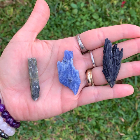 Kit Coleção de Pedra Cianita - Azul, Negra e Verde - Cristal Natural