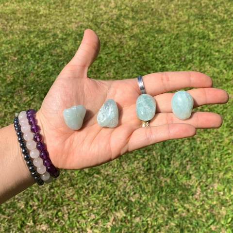 Água Marinha Pedra Natural Cristal Rolado - Azulada M (unidade)