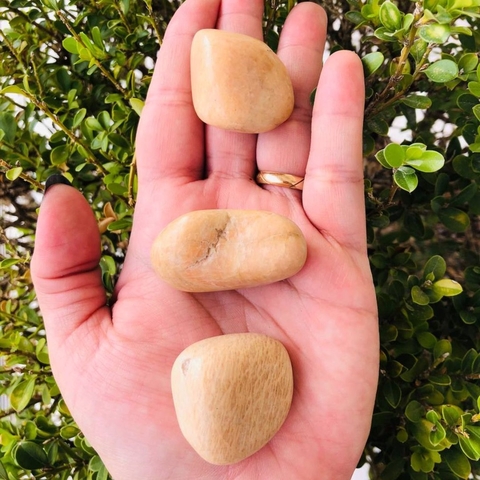 Feldspato Salmão pedra Rolada Natural - G (Unidade)