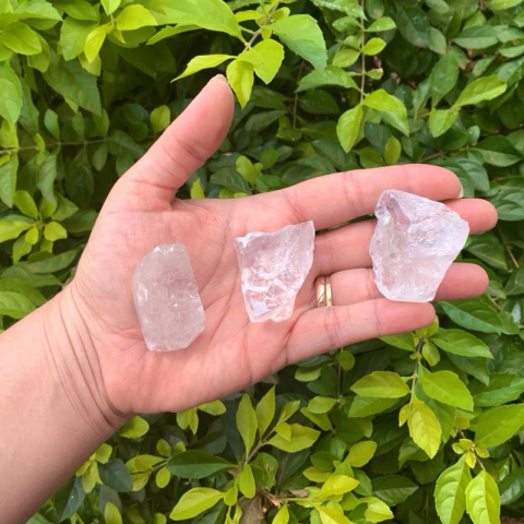 Cristal Quartzo Transparente Bruto Pedra Natural - P - 20-40g (unidade)