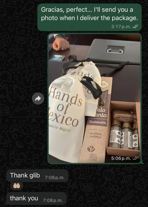 Imagen del carrusel Hands Of Mexico, Tulum