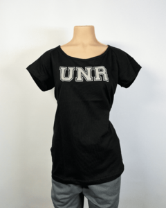 REMERA DE JERSEY ENTALLADA LOGO UNR en internet