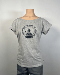 REMERA DE JERSEY ENTALLADA LOGO REDONDO - comprar online