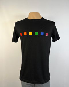 REMERA NEGRA LGBTIQ+ CUADRADOS - comprar online