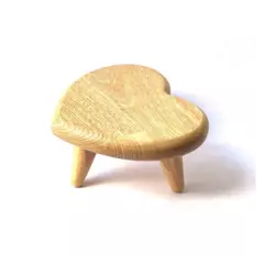 Banco de Madeira Coração P