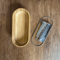 Ralador De Bambu Com Recipiente