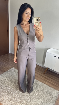 Conjunto colete e calça - comprar online