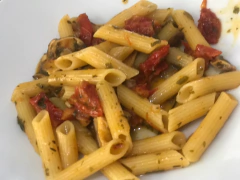 Massa Penne com Shitake e Tomate seco - comprar online