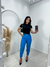 Calça modelo cenoura na internet