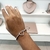 pulseira de berloque coração vazado na internet