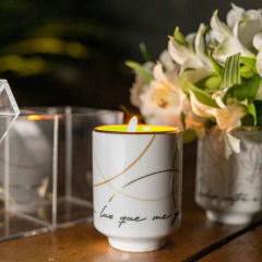 Duo de Copos Orientais na internet